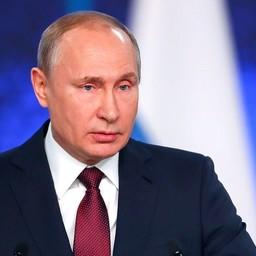 Владимир Путин поручил расчистить поле требований к бизнесу