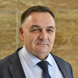 Владимир Стоянов: Пока не изменим законы – Китай не догоним