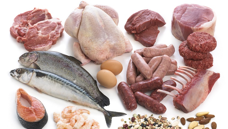 Треть расходов на продукты россияне тратят на мясо и только 7% на рыбу