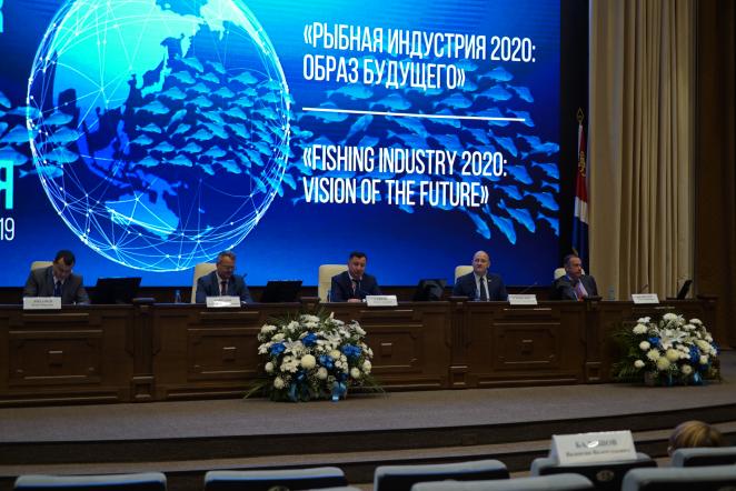 Панельная дискуссия по аквакультуре XIV Международного конгресса рыбаков завершилась во Владивостоке